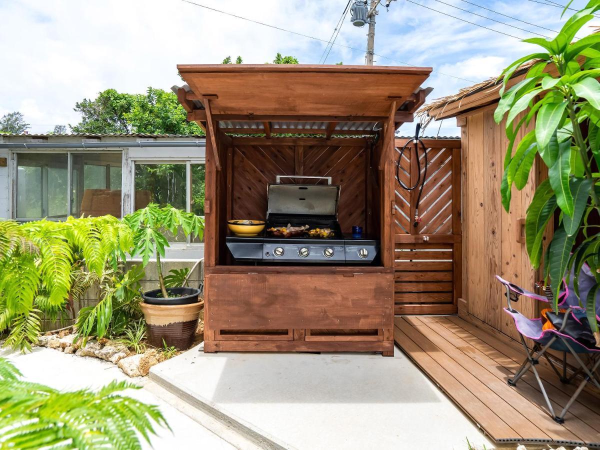 Island Breeze - Round House With Bbq - Wooden Hot Tub - Beach أونا المظهر الخارجي الصورة